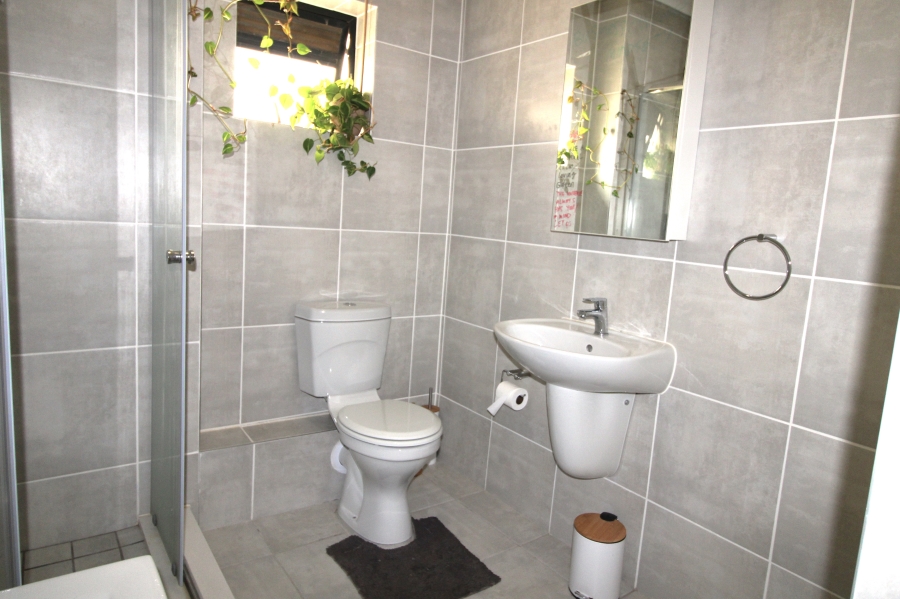 To Let 1 Bedroom Property for Rent in Greenbay Eco Estate Western Cape